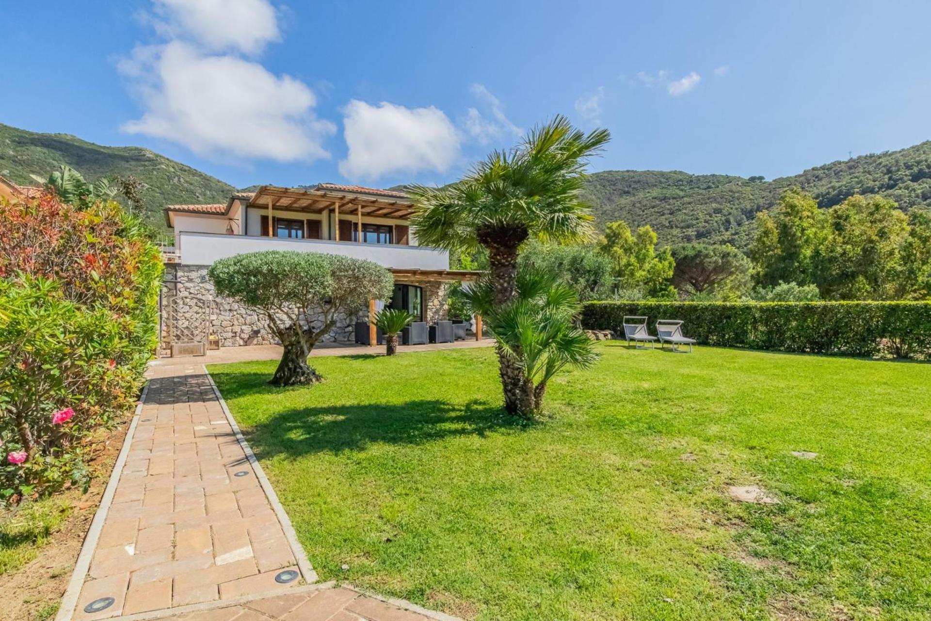 Villa Acquasalata Nisporto Exterior foto